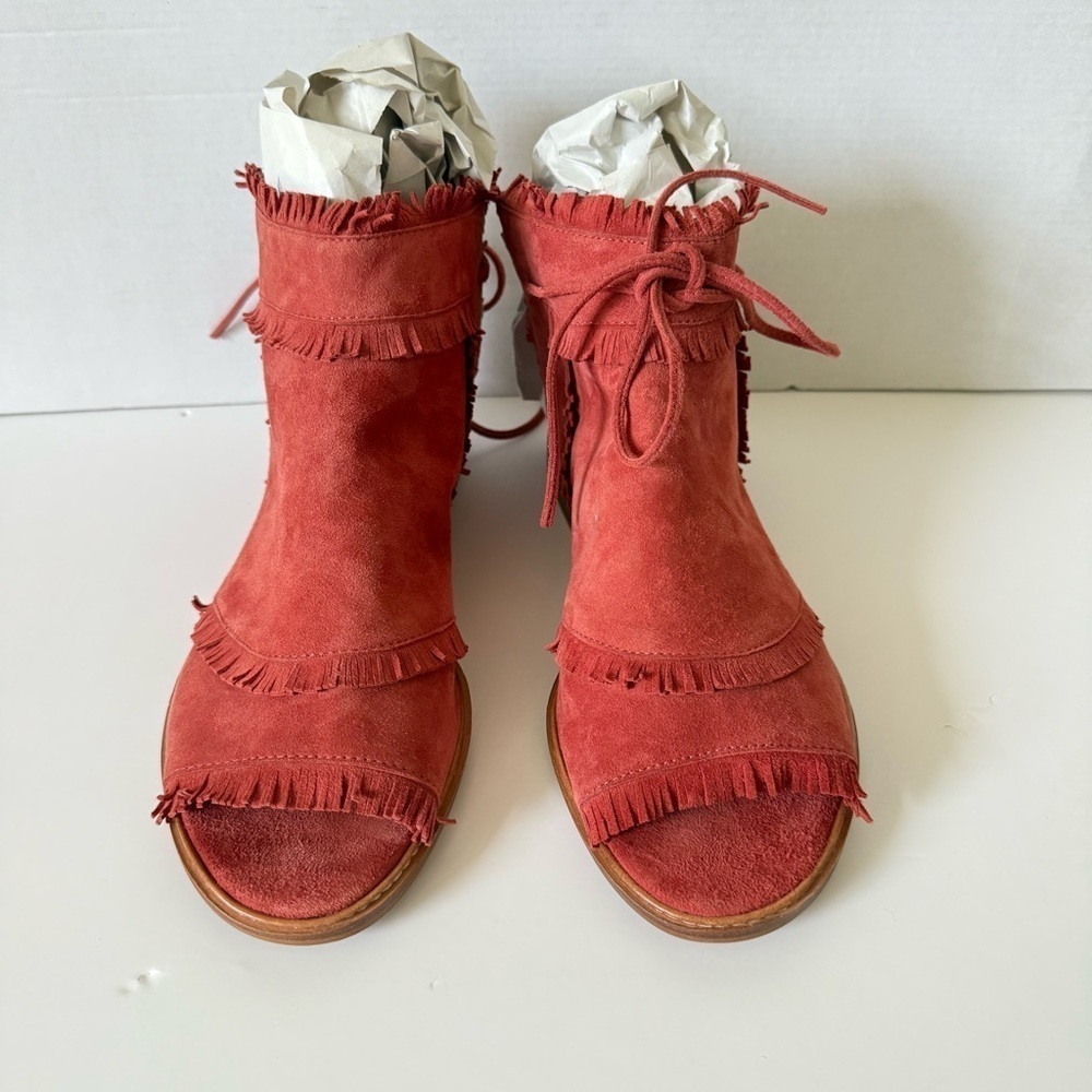 Silent D Sundance Neesham Leather Sandals Open Toe Women Sz 8 Fringed Red Brick